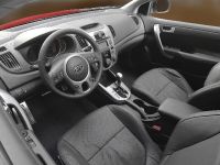 Kia Forte Koup (2010) - picture 18 of 19