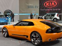 Kia GT4 Stinger Geneva (2014) - picture 2 of 2