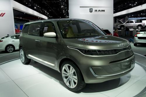 Kia KV7 Concept MPV Detroit (2011) - picture 1 of 2