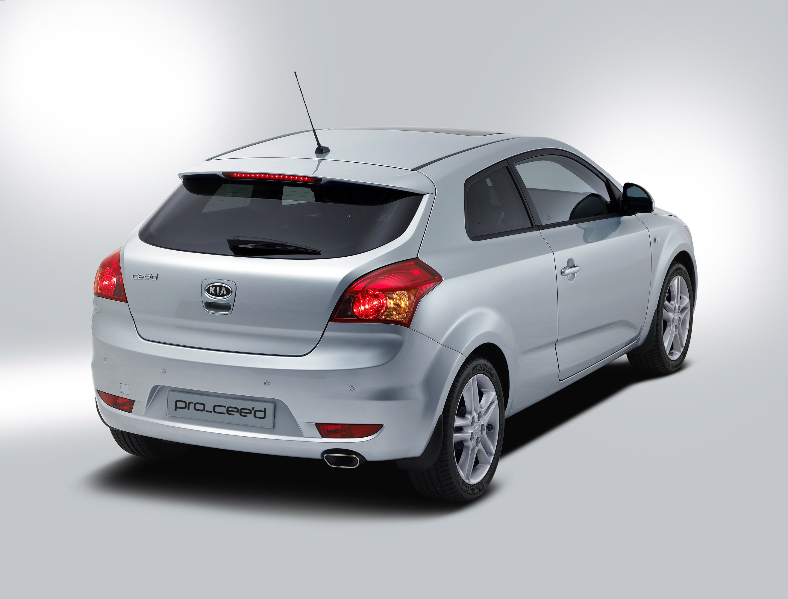 Киа сид хэтчбек 2009. Кия СИД 2006. Кия СИД хэтчбек 2008. Kia Ceed ed 2008. Кия СИД 2009 хэтчбек.