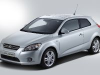 Kia pro_cee'd (2008) - picture 14 of 29