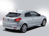 Kia pro_cee'd (2008) - picture 18 of 29