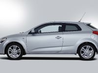 Kia pro_cee'd (2008) - picture 21 of 29