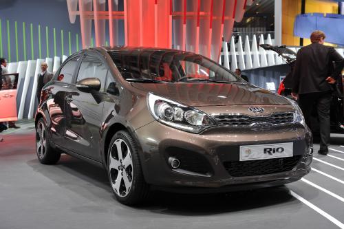 Kia Rio Geneva (2011) - picture 1 of 2