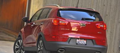 Kia Sportage SX Turbo (2011) - picture 15 of 19