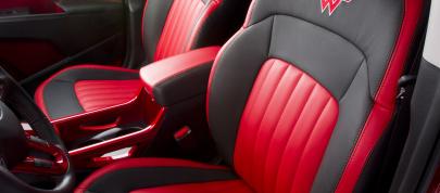 Kia Sportage Wonder Woman (2013) - picture 7 of 11