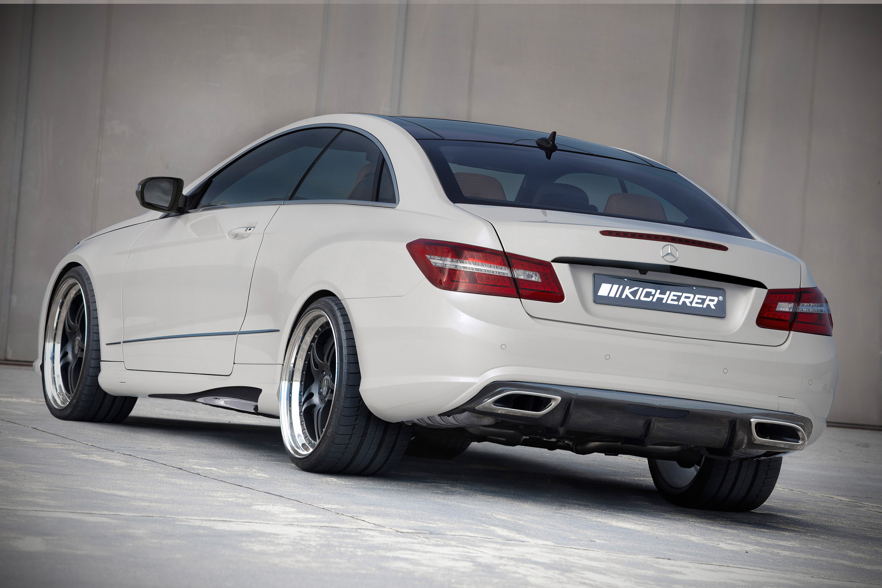 Kicherer Mercedes-Benz E50 Coupe