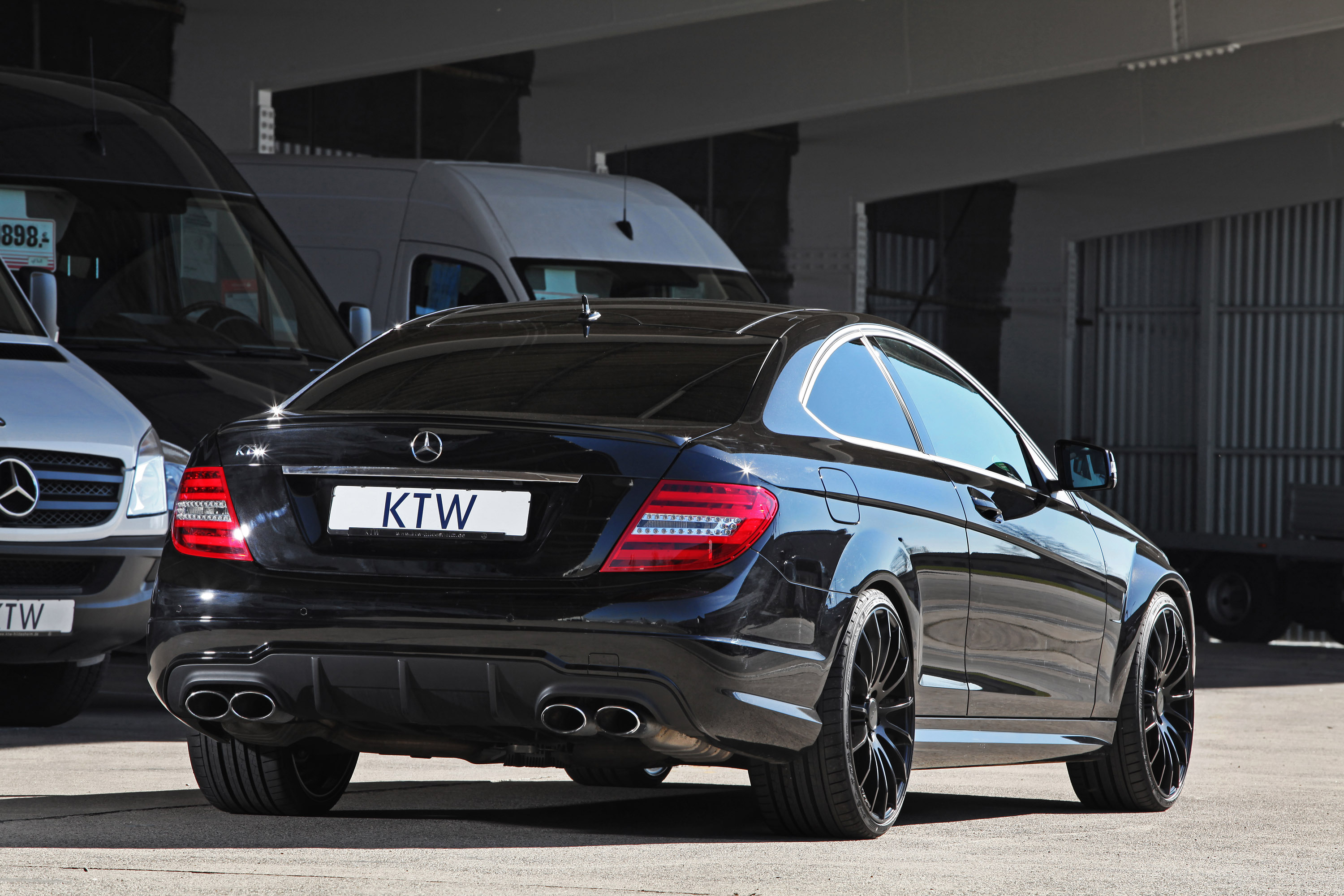 KTW Mercedes-Benz C 63 AMG Black Daimler