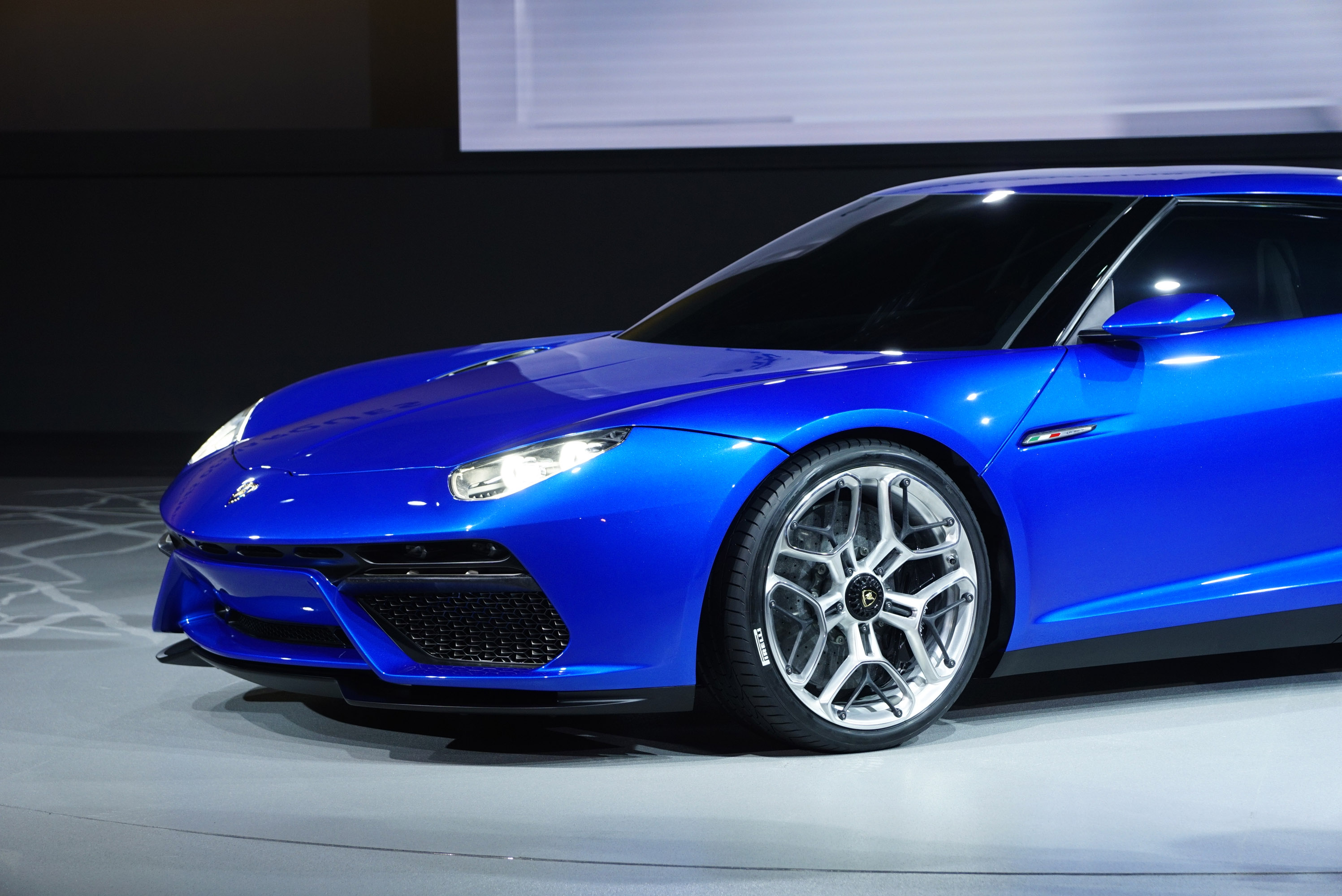 Lamborghini Asterion Paris