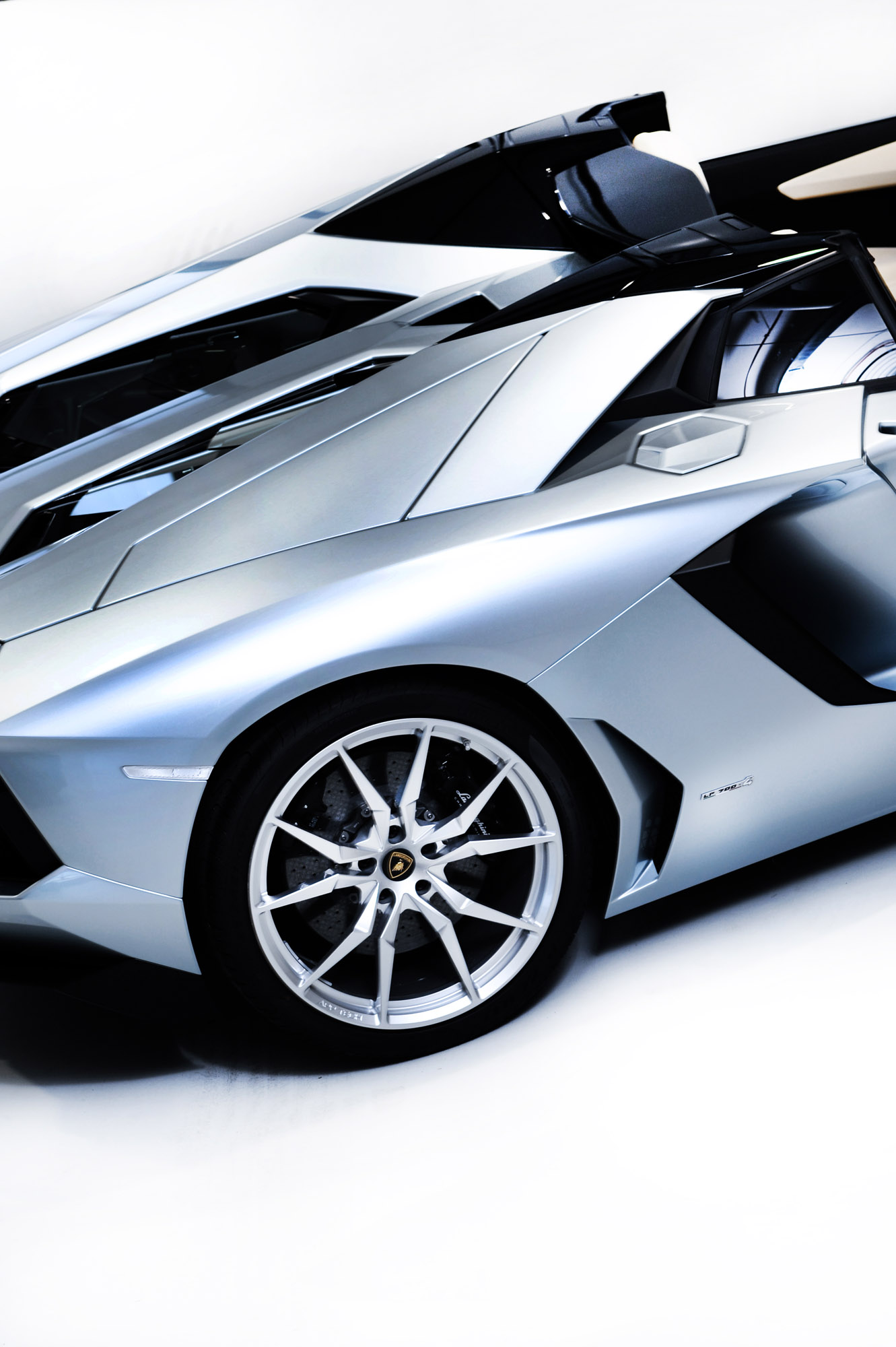 Lamborghini Aventador LP 700-4 Roadster