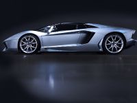 Lamborghini Aventador LP 700-4 Roadster (2013) - picture 7 of 27