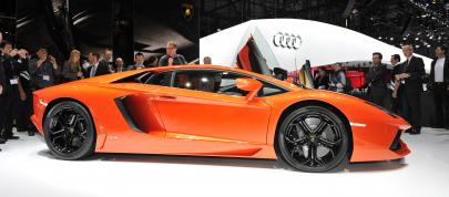 Lamborghini Aventador LP700-4 Geneva (2011) - picture 4 of 9