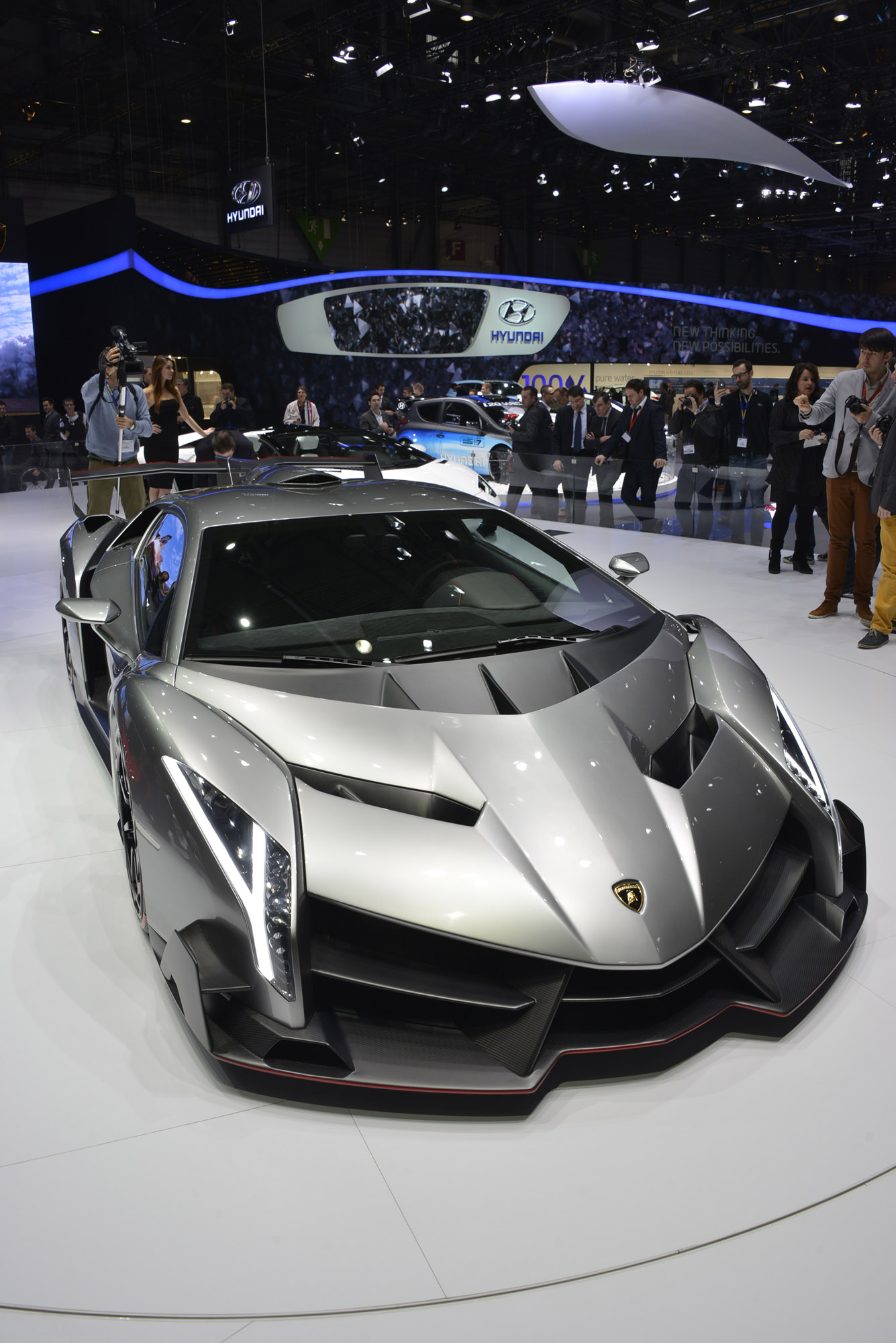 Lamborghini Veneno Geneva (2013) - picture 4 of 27