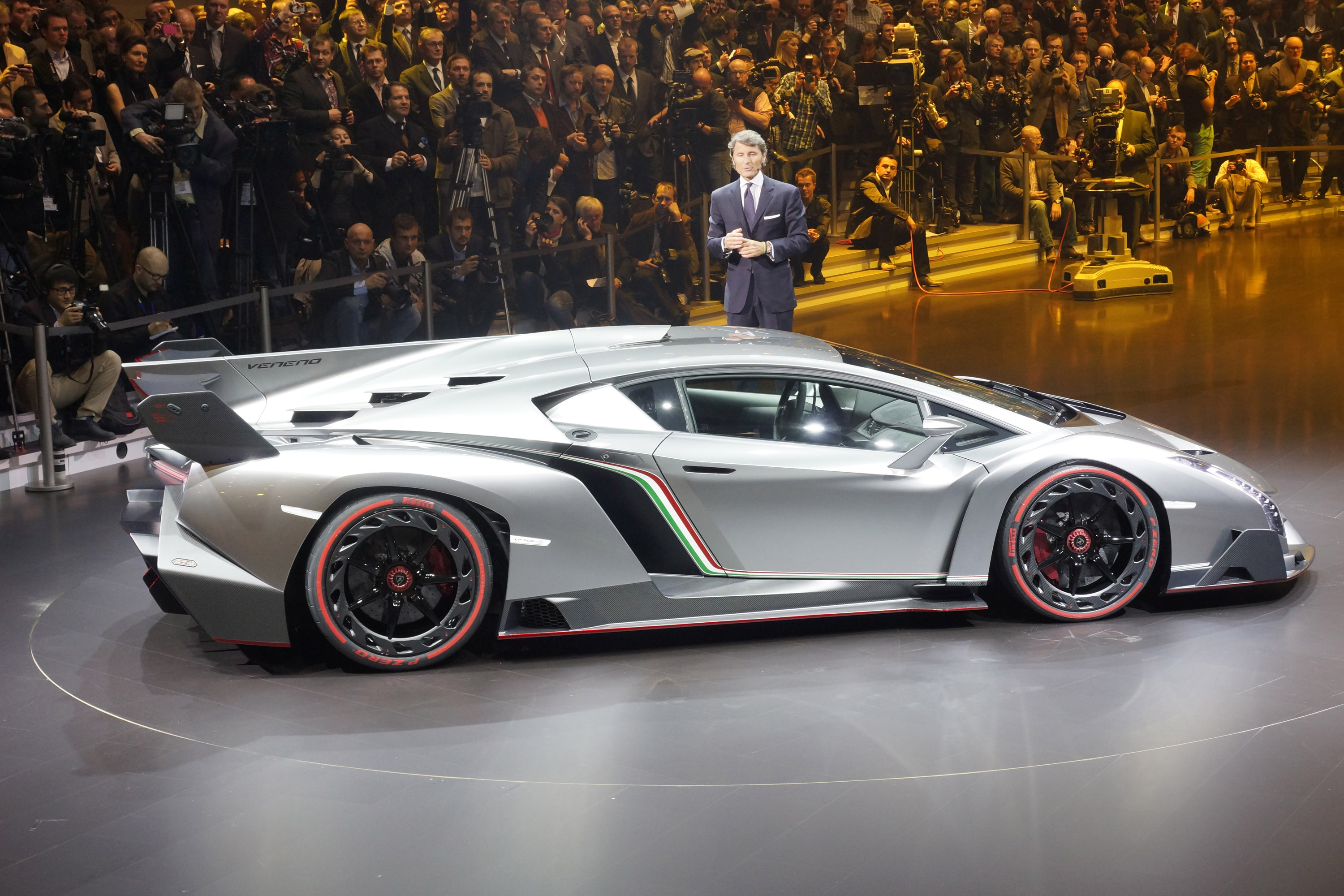 Lamborghini Veneno Geneva