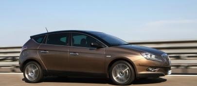 Lancia Delta 1.8 DiTurbo (2009) - picture 23 of 26