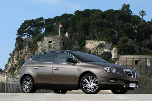 Lancia Delta 1.8 DiTurbo (2009) - picture 1 of 26