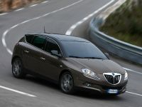 Lancia Delta 1.8 DiTurbo (2009) - picture 21 of 26