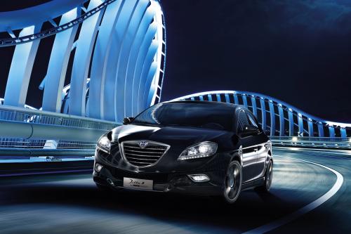 Lancia Delta S by Momodesign (2013) - picture 1 of 8