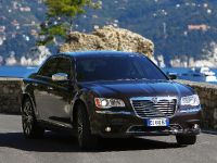 Lancia Thema AWD (2012) - picture 4 of 17