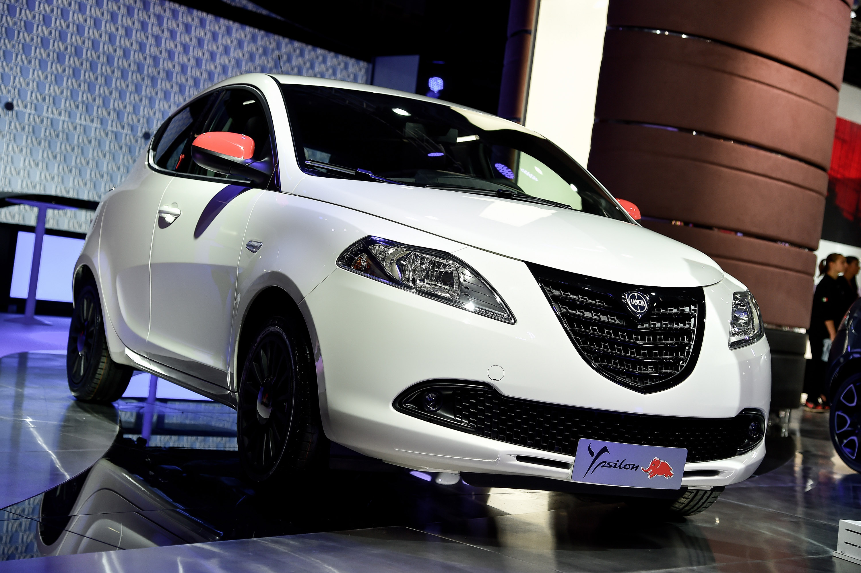 Lancia Ypsilon Paris