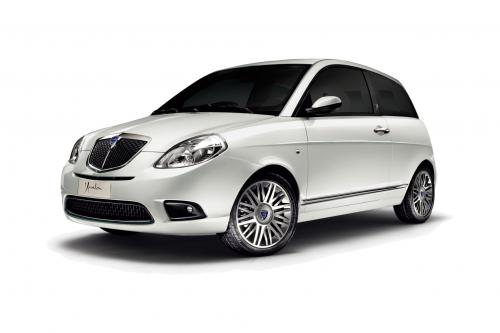 Lancia Ypsilon (2008) - picture 1 of 6