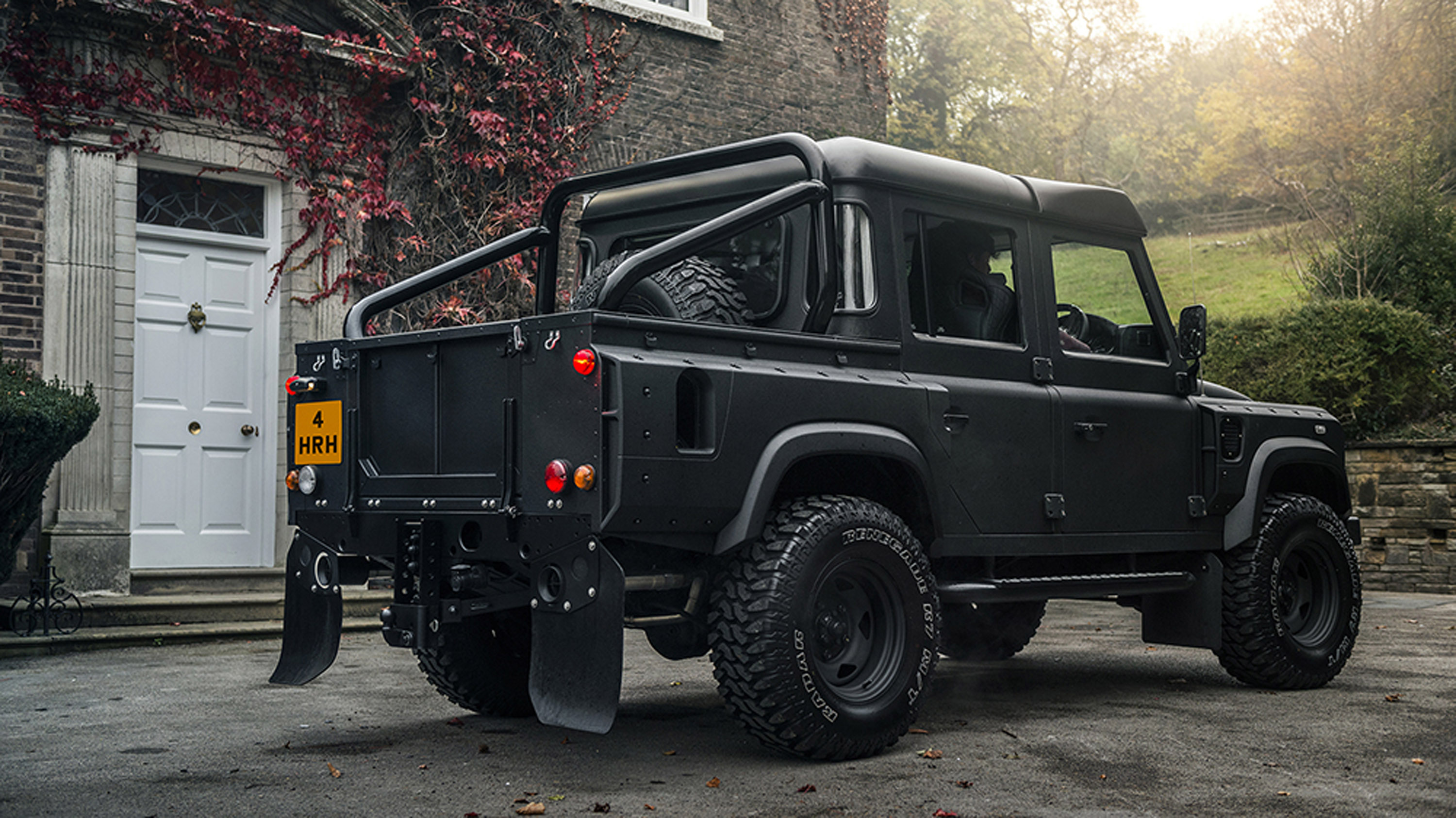 Land Rover Defender XS 110 Double Cab Pick Up Chelsea Wide Track