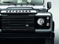 Land Rover Defender XS (2014) - picture 11 of 12