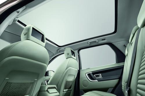 Land Rover Discovery Sport (2015) - picture 33 of 44