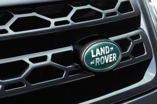 Land Rover Discovery Sport (2015) - picture 40 of 44