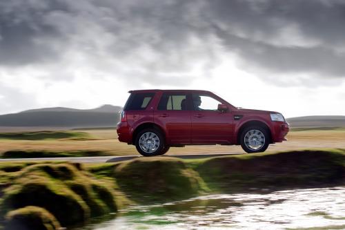 Land Rover Freelander 2 SD4 Sport Limited Edition (2010) - picture 17 of 20