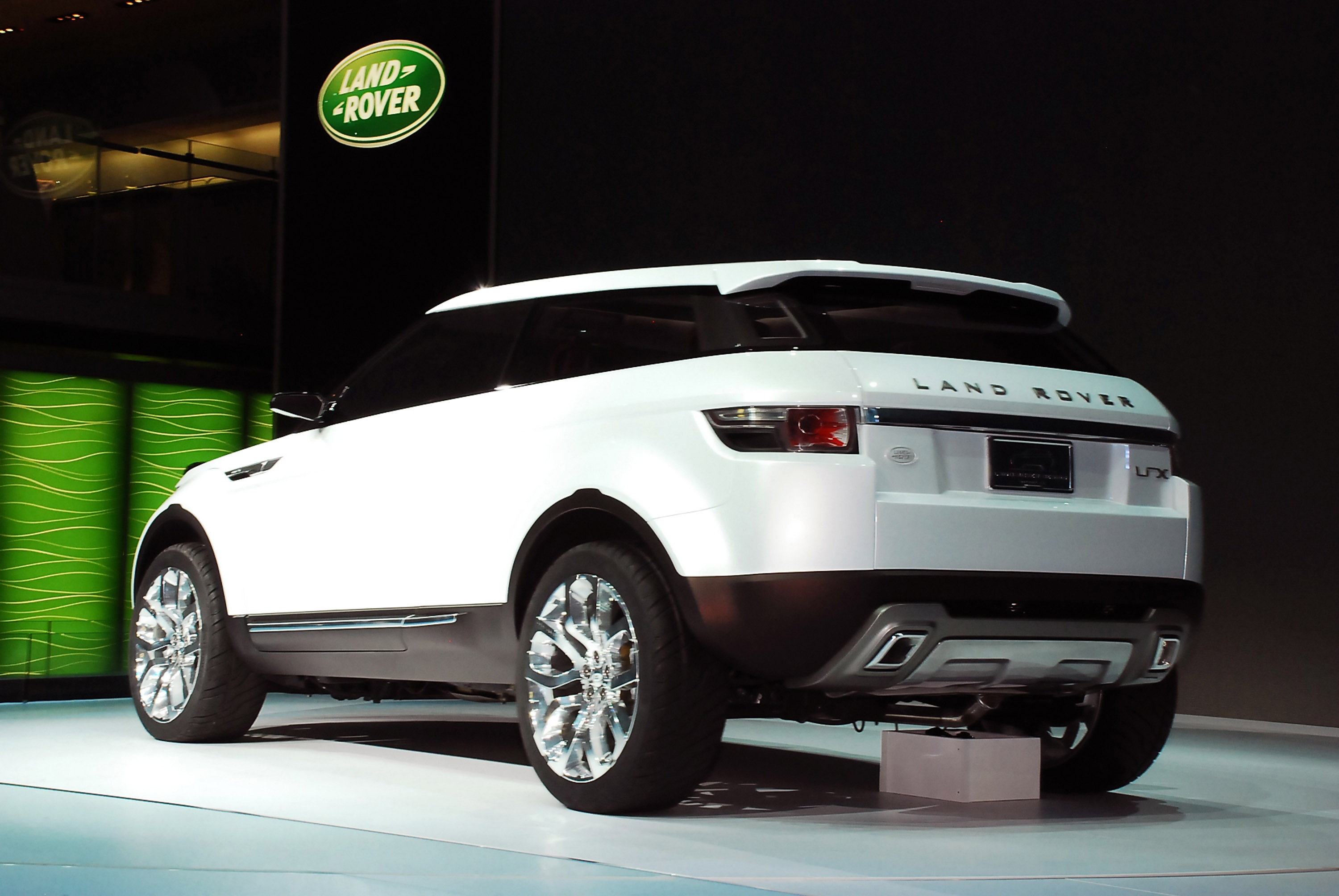 Land Rover LRX Concept Detroit