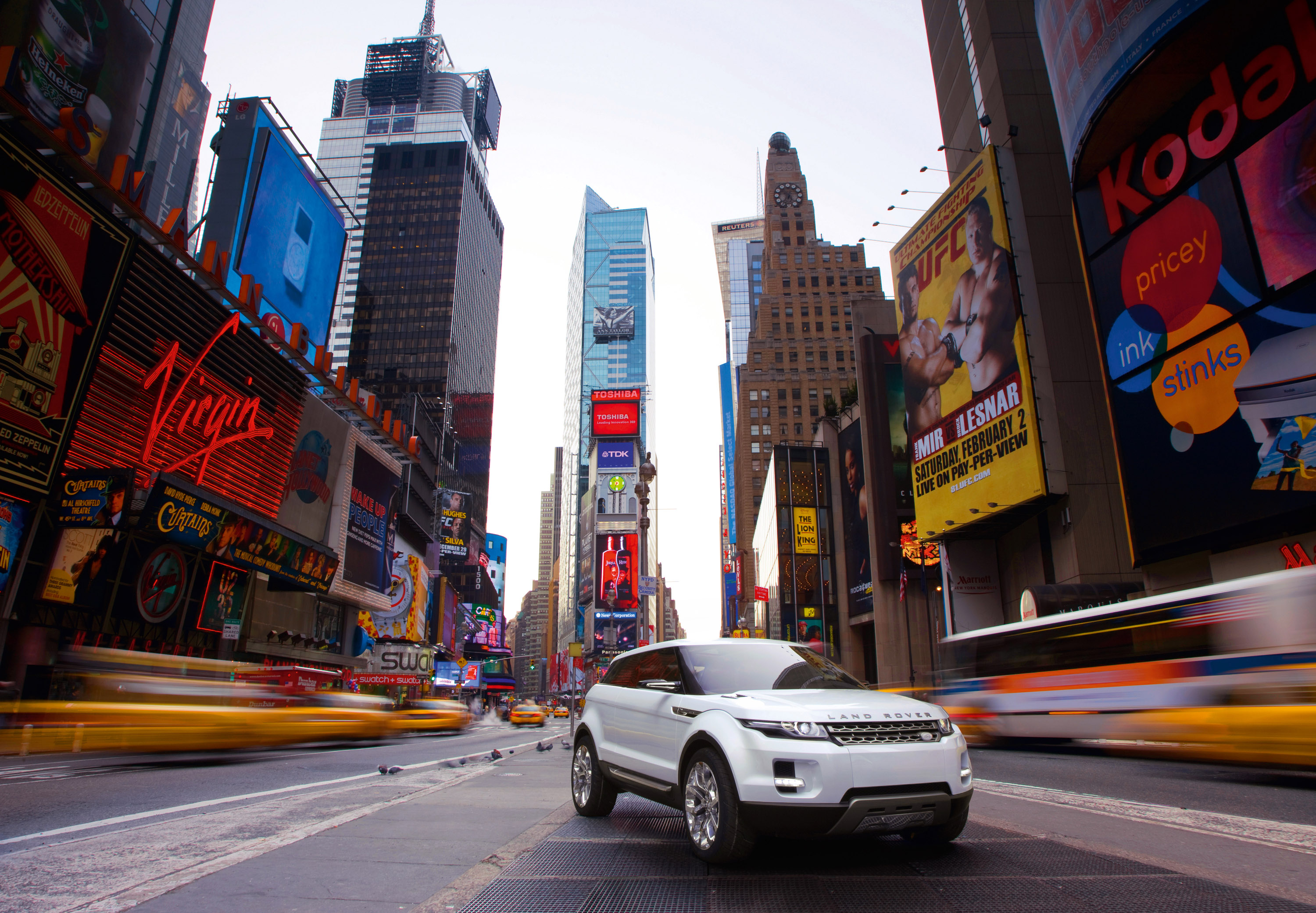 Land Rover LRX Concept