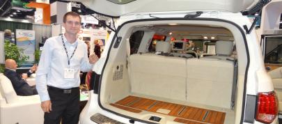 LARTE Design Infiniti QX80 at  Sema Show in Las Vegas (2014) - picture 7 of 10