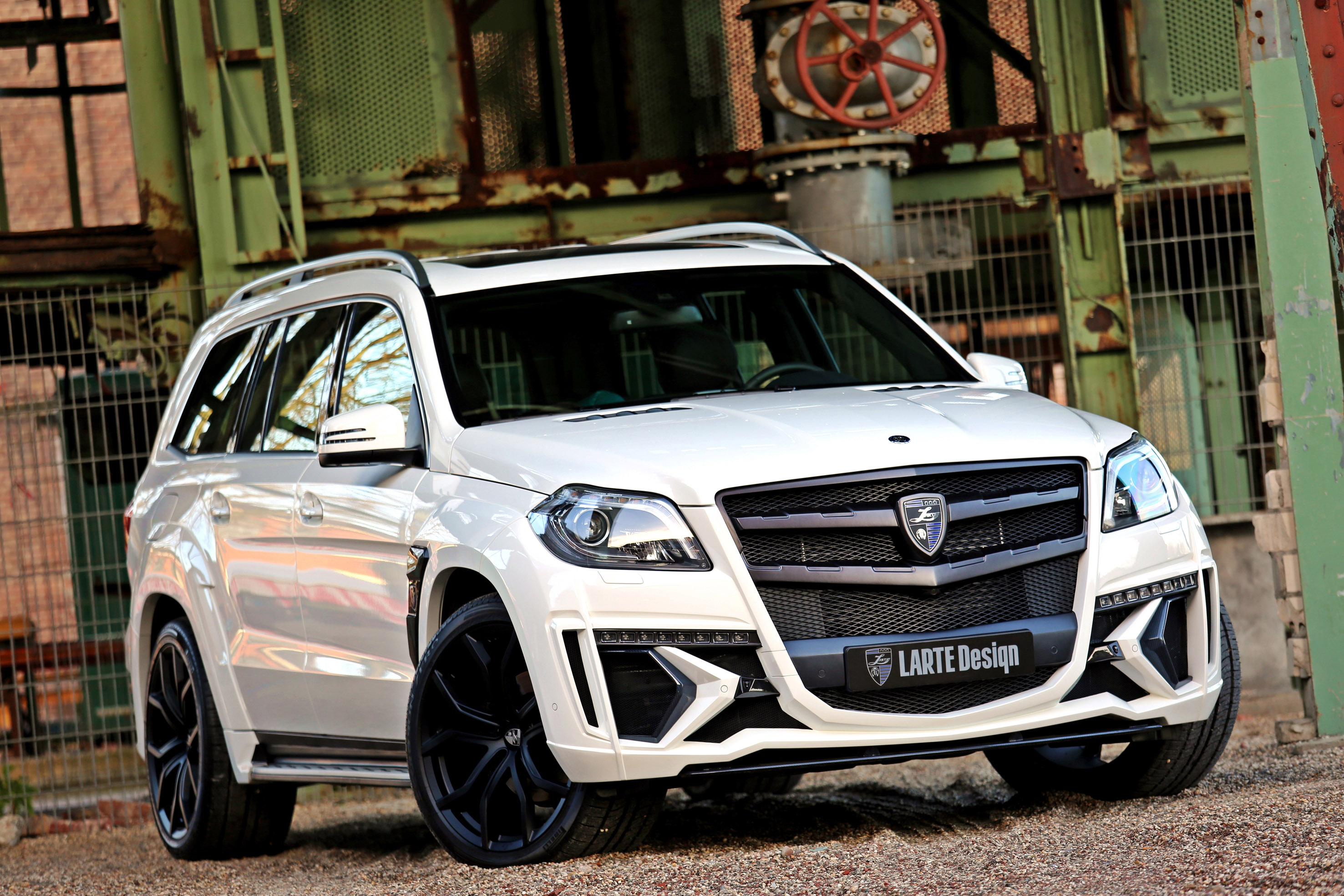 Larte Design Mercedes-Benz GL Black Crystal