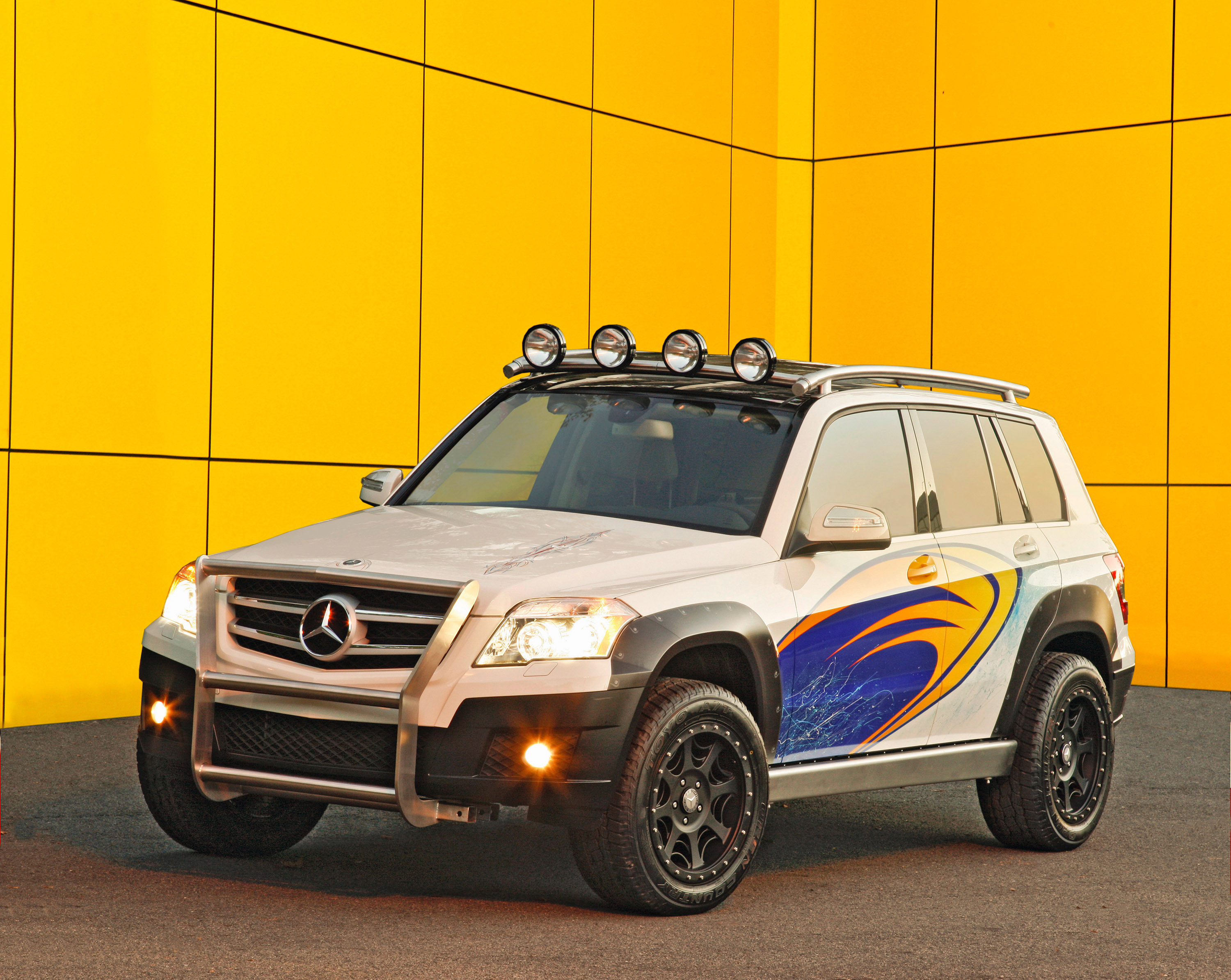 Legendary Motorcar Mercedes-Benz GLK Rock Crawler