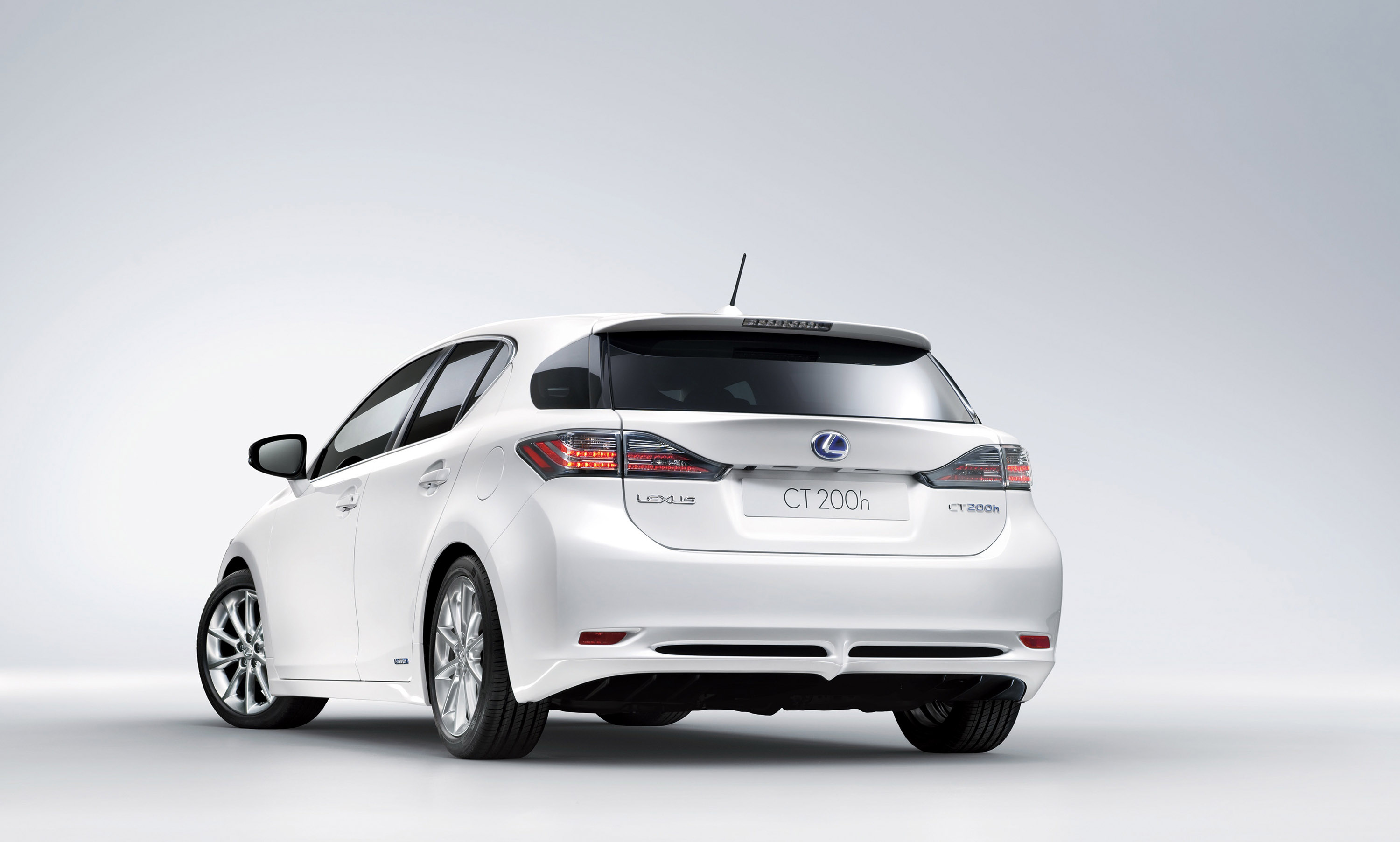 Lexus CT 200h