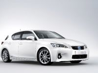 Lexus CT 200h (2011) - picture 2 of 22