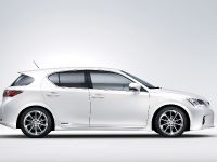 Lexus CT 200h (2011) - picture 4 of 22