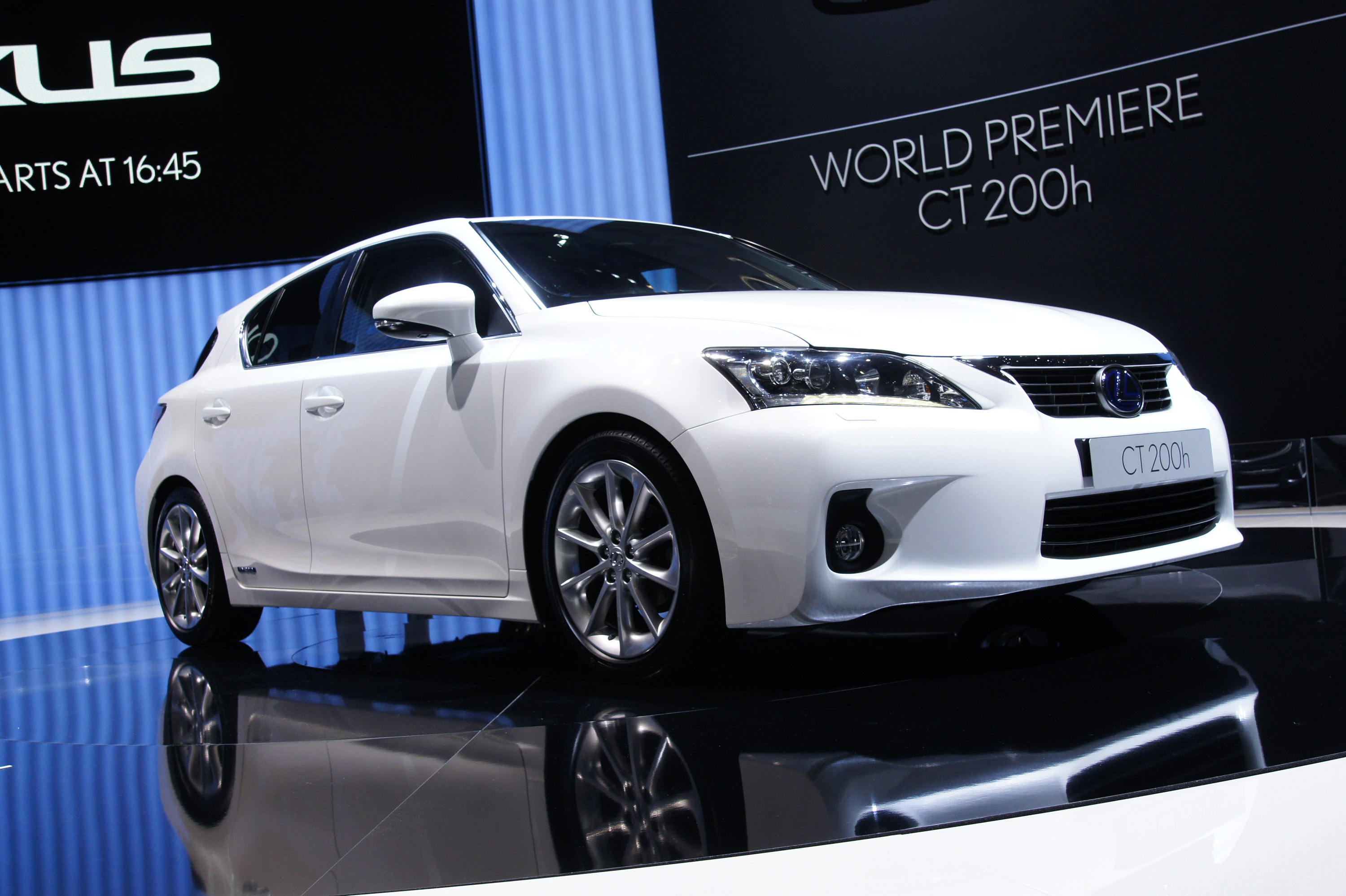 Lexus CT 200h Geneva