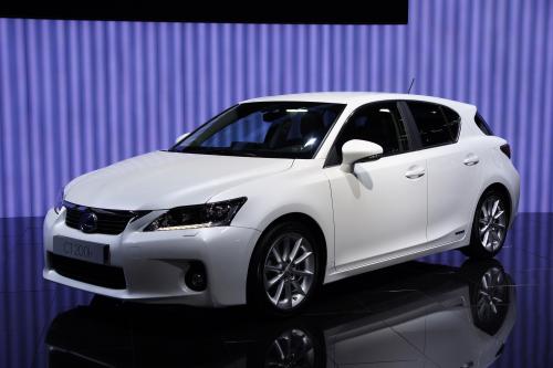 Lexus CT200h Paris (2010) - picture 1 of 2