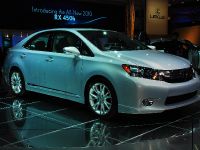 Lexus HS 250h Hybrid Detroit (2009) - picture 5 of 13