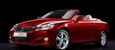 Lexus IS 250C (2009) - picture 7 of 13