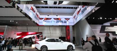 Lexus IS F Sport Detroit (2013) - picture 12 of 14