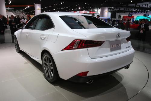 Lexus IS F Sport Detroit (2013) - picture 9 of 14
