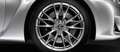 Lexus IS F-Sport package (2009) - picture 4 of 9