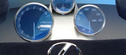 Lexus LF-C Concept (2004) - picture 12 of 18