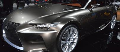 Lexus LF-CC Los Angeles (2012) - picture 4 of 17