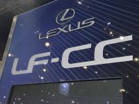 Lexus LF-CC Los Angeles (2012)