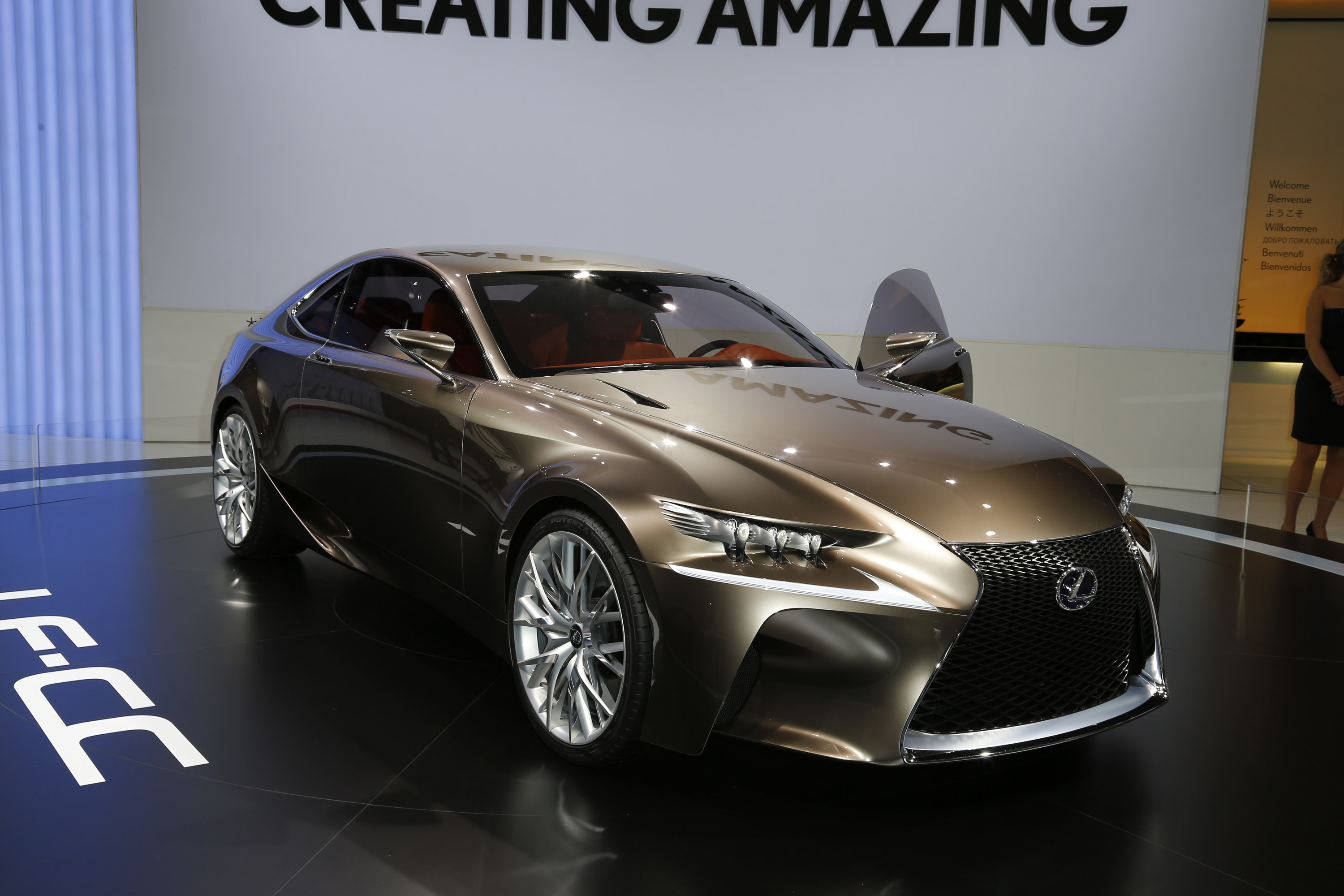 Lexus LF-CC Paris