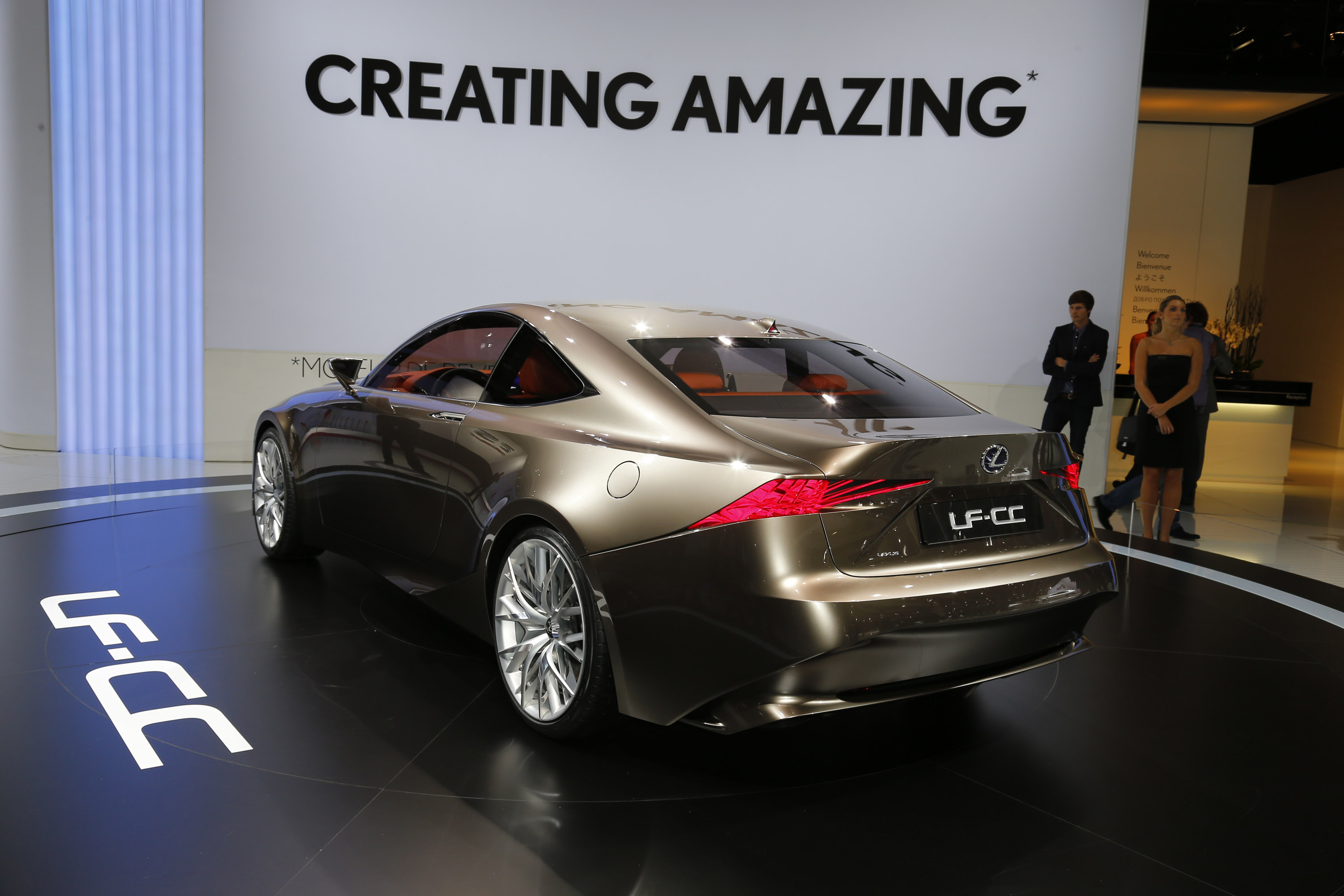 Lexus LF-CC Paris